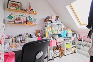 bedroom 5/office- click for photo gallery